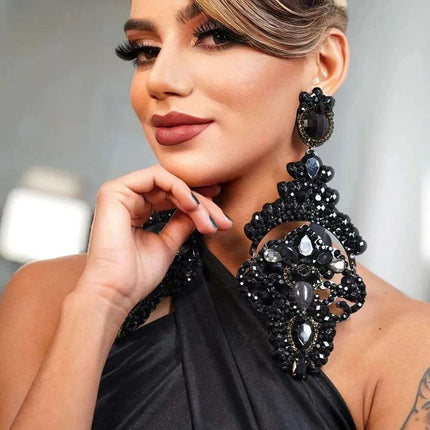 Glamorous Black Crystal and Rhinestone Dangle Earrings - Luxurious Statement Accessory - Très Elite