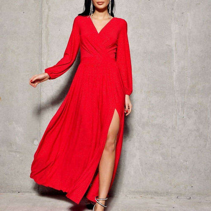 Glamorous Brocade Maxi Dress with Stylish Waist Belt and Eye-Catching Leg Cutout - Ideal for Elegant Events - Très Elite