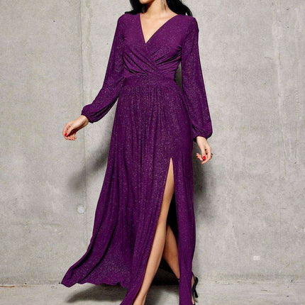 Glamorous Brocade Maxi Dress with Stylish Waist Belt and Eye-Catching Leg Cutout - Ideal for Elegant Events - Très Elite