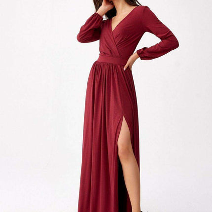 Glamorous Brocade Maxi Dress with Stylish Waist Belt and Eye-Catching Leg Cutout - Ideal for Elegant Events - Très Elite