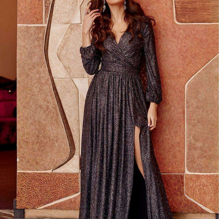 Glamorous Brocade Maxi Dress with Stylish Waist Belt and Eye-Catching Leg Cutout - Ideal for Elegant Events - Très Elite