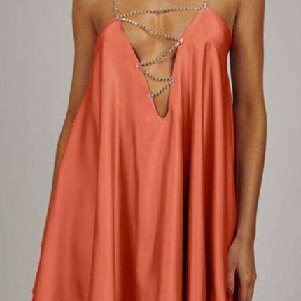 Glamorous Women's Heavy Metal Diamond Chain Backless V-Neck Dress