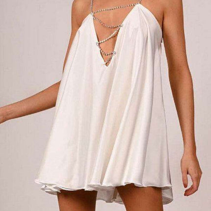 Glamorous Women's Heavy Metal Diamond Chain Backless V-Neck Dress