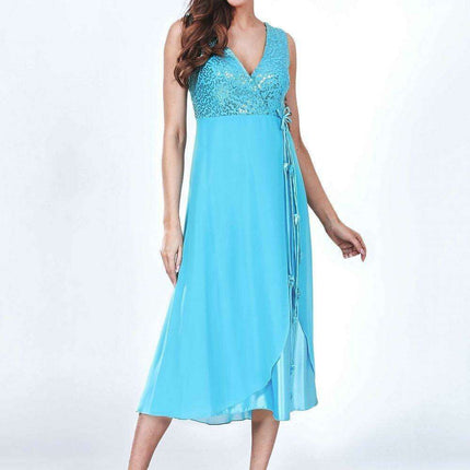Glimmering Sequined Evening Dress with Chic Slit - Très Elite