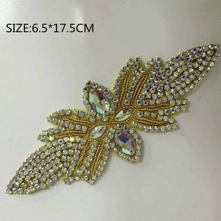Glimmering Silver Rhinestone Floral Applique: Elegant Fashion Upgrade Accessory - Très Elite