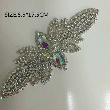 Glimmering Silver Rhinestone Floral Applique: Elegant Fashion Upgrade Accessory - Très Elite