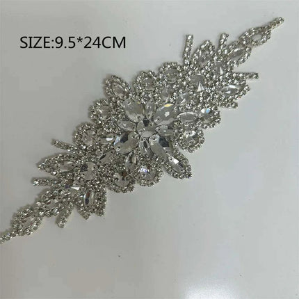 Glimmering Silver Rhinestone Floral Applique: Elegant Fashion Upgrade Accessory - Très Elite