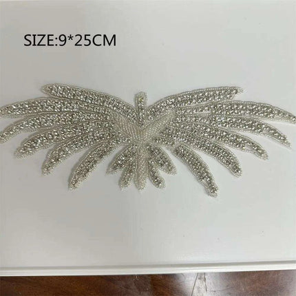 Glimmering Silver Rhinestone Floral Applique: Elegant Fashion Upgrade Accessory - Très Elite