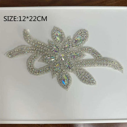 Glimmering Silver Rhinestone Floral Applique: Elegant Fashion Upgrade Accessory - Très Elite