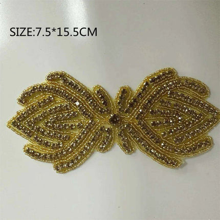 Glimmering Silver Rhinestone Floral Applique: Elegant Fashion Upgrade Accessory - Très Elite