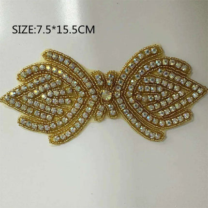 Glimmering Silver Rhinestone Floral Applique: Elegant Fashion Upgrade Accessory - Très Elite