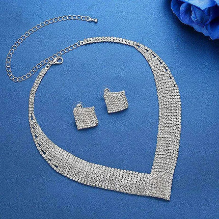 Glistening Grace: Stunning Crystal and Rhinestone Wedding Jewelry Set - Très Elite