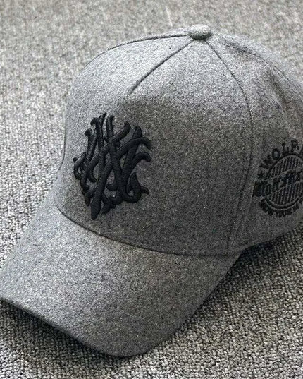 Stylish Oversized Wool Snapback Cap for Dads - Perfect Winter Outdoor Hat