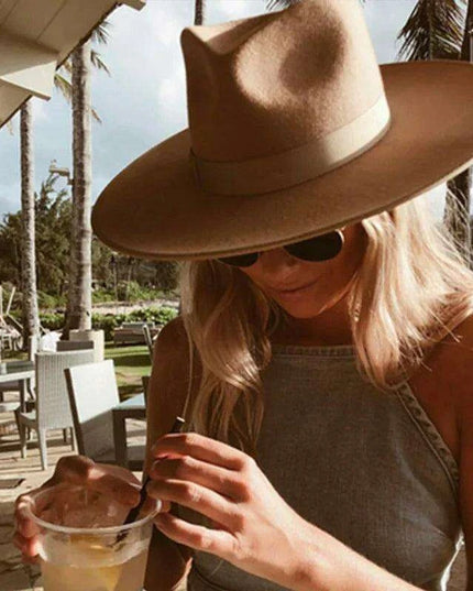 Chic Wide Brim Wool Felt Porkpie Fedora - Unisex Crushable Winter Hat for Formal Events, Parties, and Jazz Nights