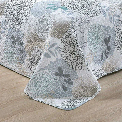 Elegant Floral Cotton Quilt Collection