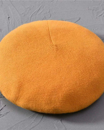 Elegant Cashmere Blend Beret - Trendy Winter Hat for Fashion-Forward Women