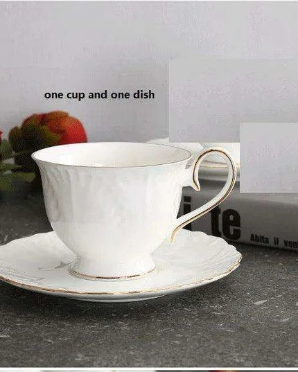 Elegant European Ceramic Teapot and Cup Set for a Luxurious Afternoon Tea Experience