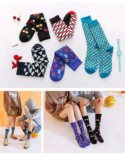Colorful Tongue Graphic Skateboard Socks for Women - Stylish Fun Addition