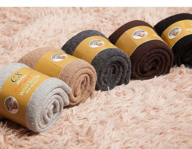 Cozy Men's Winter Wool Socks Set | 5 Pairs for Ultimate Warmth and Style