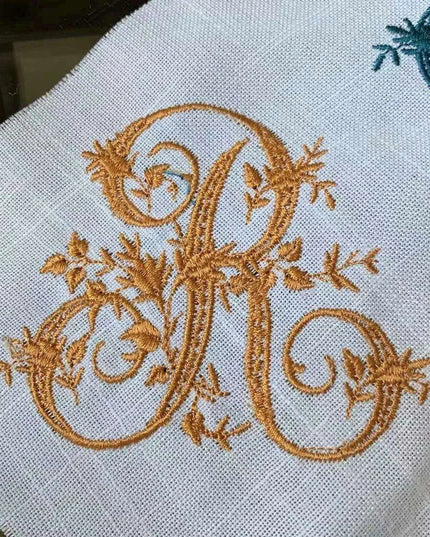 Personalized Regal Crown Linen Napkins - Elegant Wedding Table Decor Set