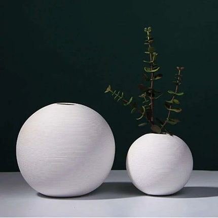 Elegant Ceramic Vase Collection: Elevate Your Space with Timeless Style
