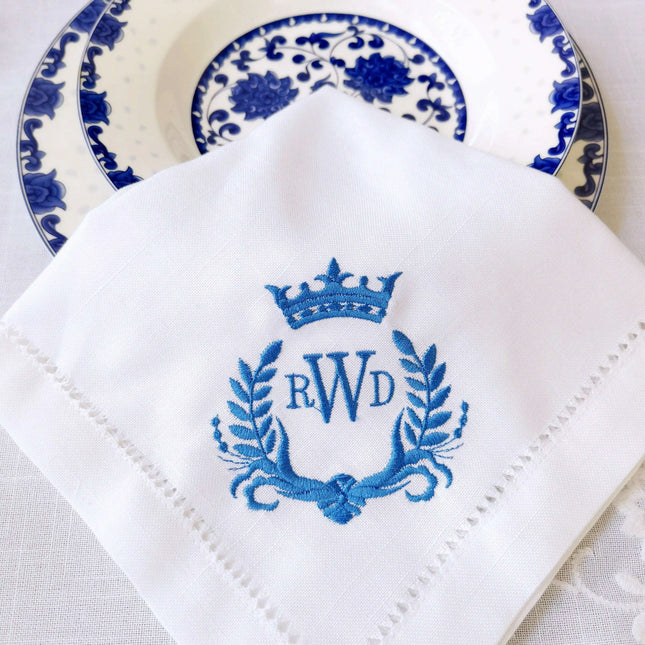 Personalized Regal Crown Linen Napkins - Elegant Wedding Table Decor Set