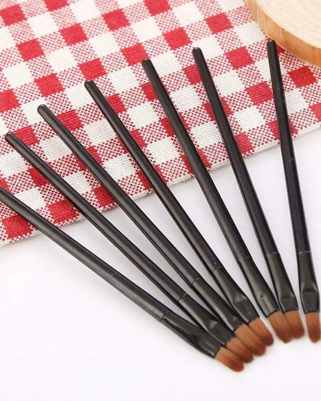 Professional 50-Piece Disposable Lip Brush Set for Makeup Artistry - Precision Applicator Kit