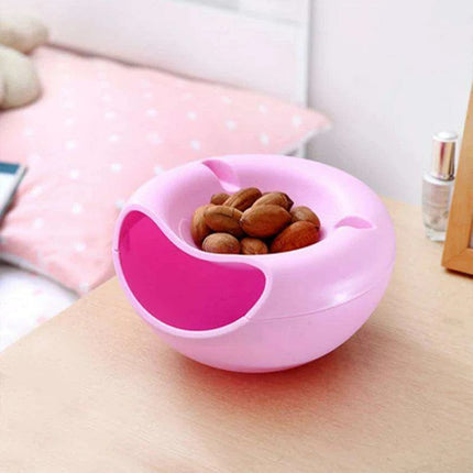 Snack & Stream Plate with Dual Compartments and Phone Dock - Your Perfect Snacking Partner