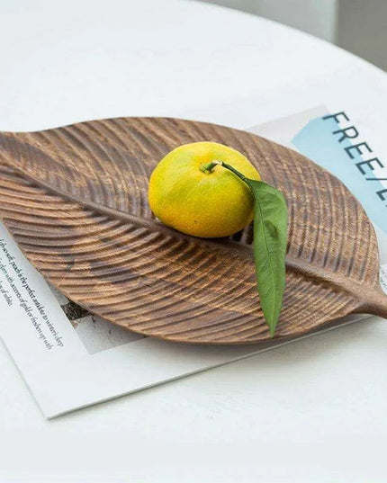 Elegant Leaf-Shaped Walnut Rubber Wood Serving Trays for Luxurious Dining
