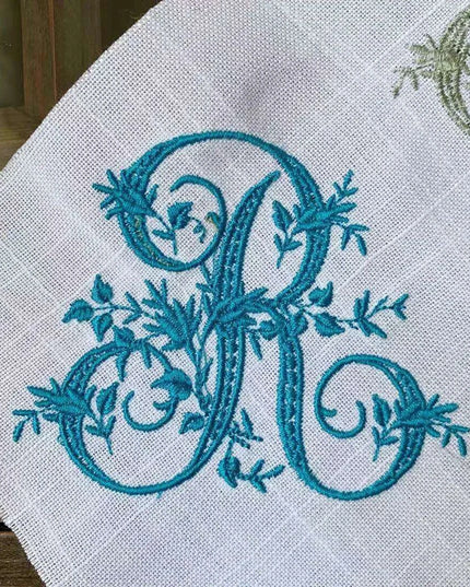 Personalized Regal Crown Linen Napkins - Elegant Wedding Table Decor Set