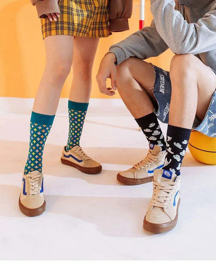 Colorful Tongue Graphic Skateboard Socks for Women - Stylish Fun Addition