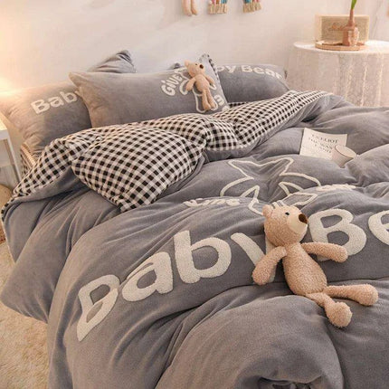 Cozy Plush Velvet Flannel Fleece Bedding Set with Adorable Toy Beardecorate - Complete Duvet Cover, Sheet, and Pillowcase Collection for Full, Queen, and King Beds