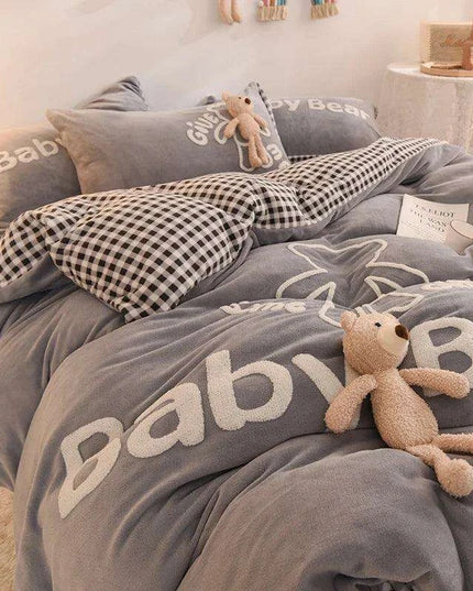 Cozy Plush Velvet Flannel Fleece Bedding Set with Adorable Toy Beardecorate - Complete Duvet Cover, Sheet, and Pillowcase Collection for Full, Queen, and King Beds