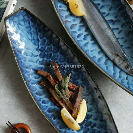 Ceramic Blue Fish Platter - A Stylish Centerpiece for Culinary Delights