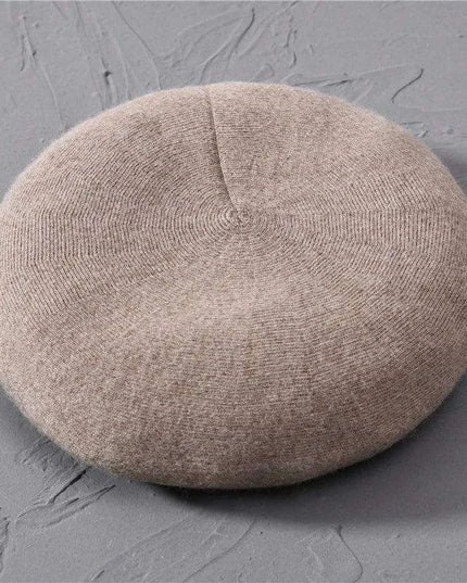 Elegant Cashmere Blend Beret - Trendy Winter Hat for Fashion-Forward Women