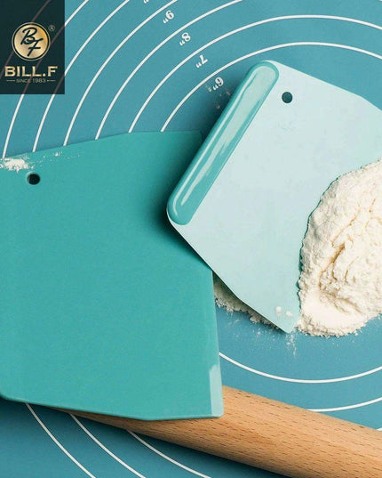 Master Chef's Cake Decorating Spatula Toolkit for Impressive Baking Creations