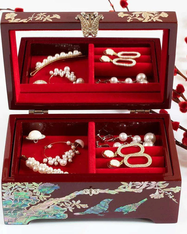 Elegant Mother of Pearl Jewelry Box with Mirror - Stylish Storage for Your Precious Gems