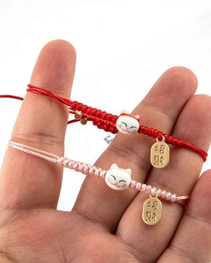 Charming Maneki Neko Luck Bracelet - A Joyful Gift for Women and Girls