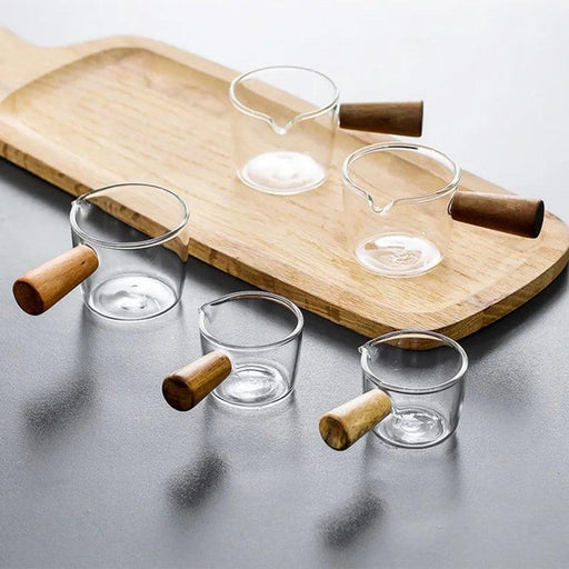 Elegant Japanese-Inspired Borosilicate Glass Serving Pan with Comfortable Handle - Stylish Mini Server for Milk and Sauces