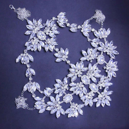 Mystical Green Rhinestone Masquerade Face Chain with Sparkling Crystal Details - Perfect Gift for Her