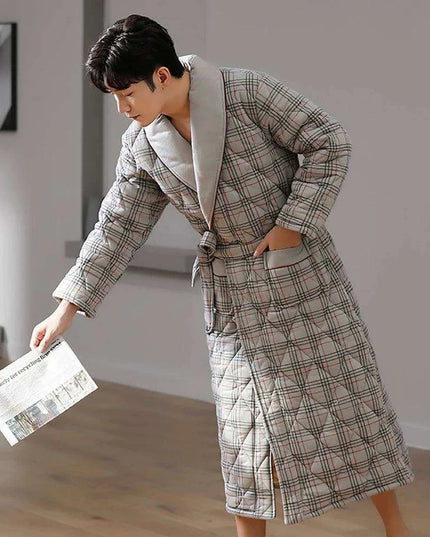 Men's Elegant Plaid Kimono Robe - Superior Cotton Lounge Wear for Chilly Seasons