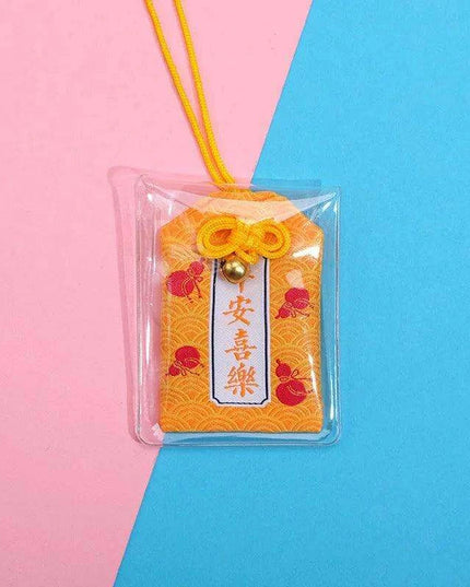 Maneki Neko Good Luck Keychain: A Charming Token of Prosperity