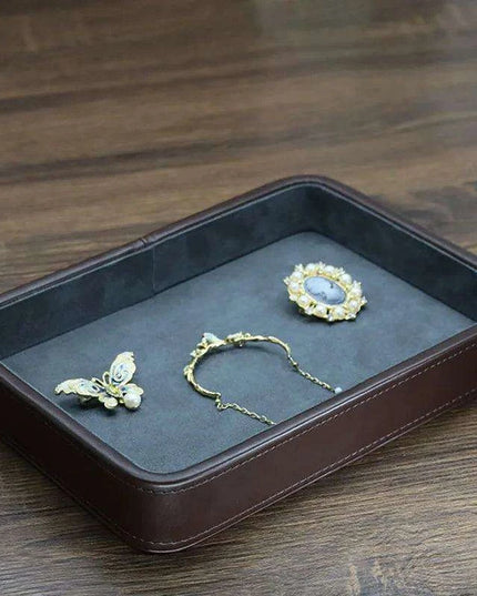 Elegant Vintage Leather Jewelry Organizer - European Style Storage Solution