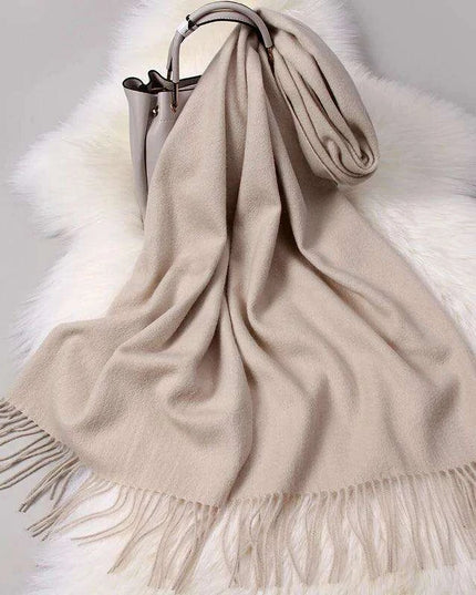 Elegant Tassel-Trimmed Lamb Wool Wrap - Luxe Winter Scarf for Fashionable Warmth