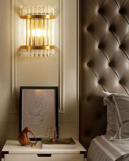 Elegant Crystal Wall Sconce - Modern Illumination for Home and Bath