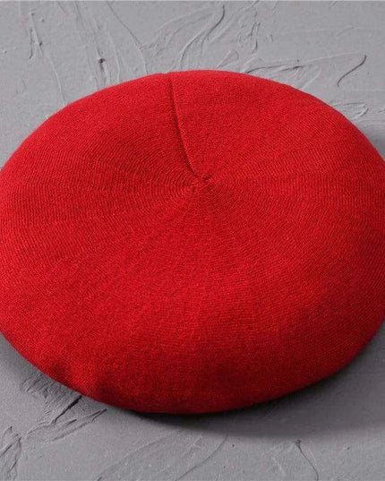 Elegant Cashmere Blend Beret - Trendy Winter Hat for Fashion-Forward Women