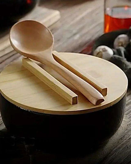 Chic Japanese Ceramic Noodle Bowl Set with Spoon and Chopsticks for Exquisite Dining Experience