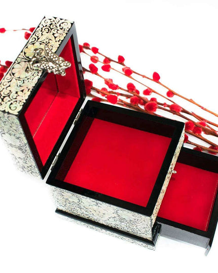 Elegant Mother of Pearl Jewelry Box with Mirror - Timeless Keepsake Organizer for Women