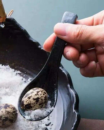 Sophisticated Japanese Ceramic Soup Spoon - Chic Tableware for Dining & Special Occasions - Safe and Non-toxic Design