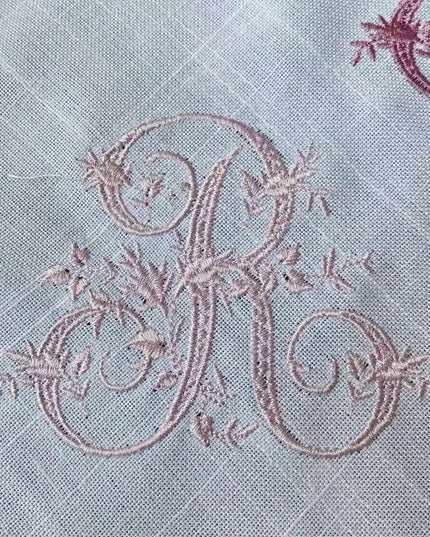 Personalized Regal Crown Linen Napkins - Elegant Wedding Table Decor Set